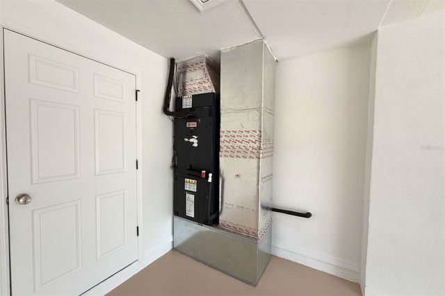 4824 HANGING MOSS LANE, Sarasota, FL 34238
