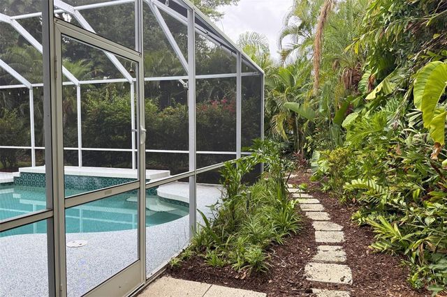 4824 HANGING MOSS LANE, Sarasota, FL 34238