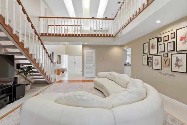 14410 64th Way N, Palm Beach Gardens, FL 33418