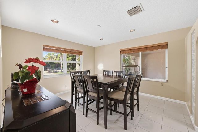 14410 64th Way N, Palm Beach Gardens, FL 33418