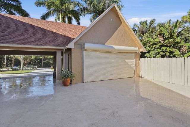 14410 64th Way N, Palm Beach Gardens, FL 33418