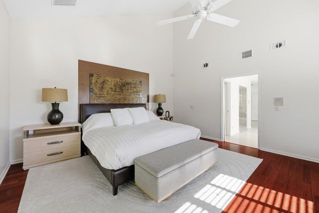 14410 64th Way N, Palm Beach Gardens, FL 33418