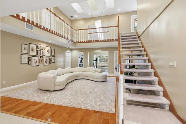 14410 64th Way N, Palm Beach Gardens, FL 33418