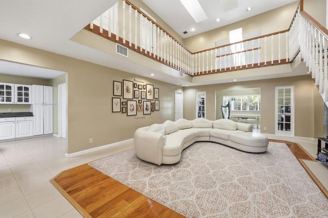 14410 64th Way N, Palm Beach Gardens, FL 33418