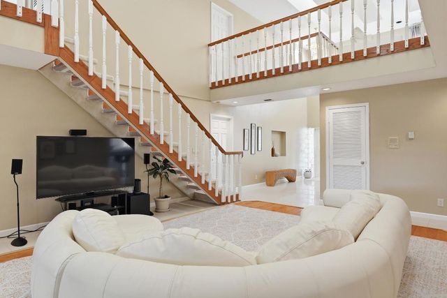 14410 64th Way N, Palm Beach Gardens, FL 33418