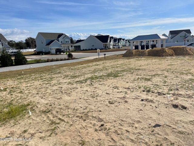 201 Coastline Circle, Swansboro, NC 28584