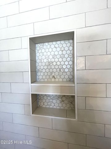 201 Coastline Circle, Swansboro, NC 28584