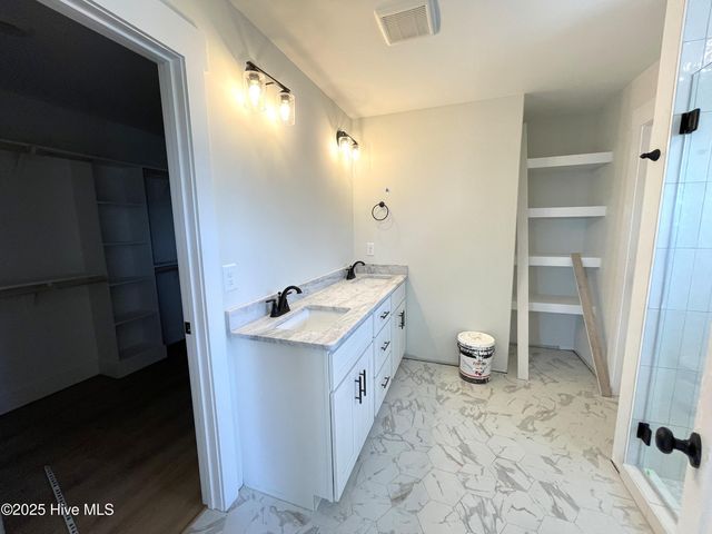 201 Coastline Circle, Swansboro, NC 28584