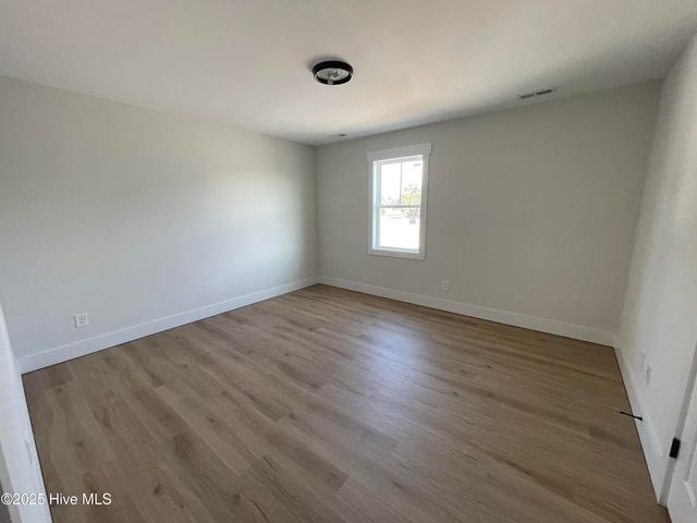 201 Coastline Circle, Swansboro, NC 28584