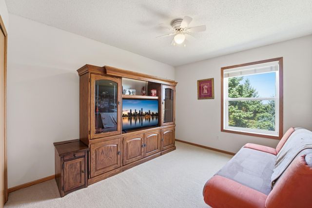 1573 Johnny Cake Alcove, Eagan, MN 55122