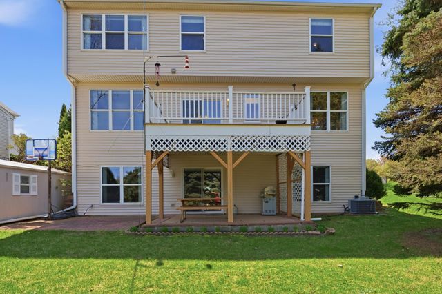 1573 Johnny Cake Alcove, Eagan, MN 55122