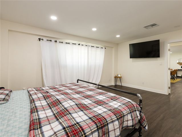 5518 W 117th Street, Hawthorne, CA 90304