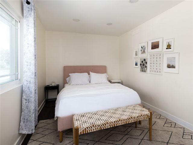 5518 W 117th Street, Hawthorne, CA 90304