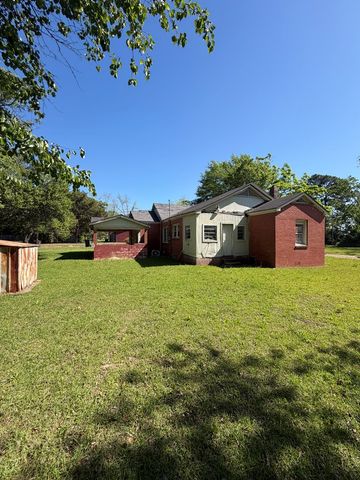1222 E Adams, Dothan, AL 36303