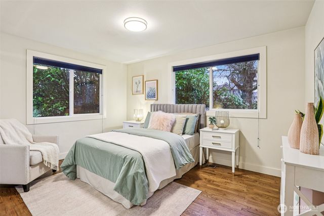 5733 155th Avenue NE, Redmond, WA 98052