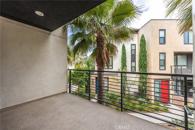 2850 N Glassell St, Orange, CA 92865