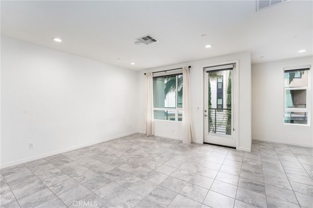 2850 N Glassell St, Orange, CA 92865