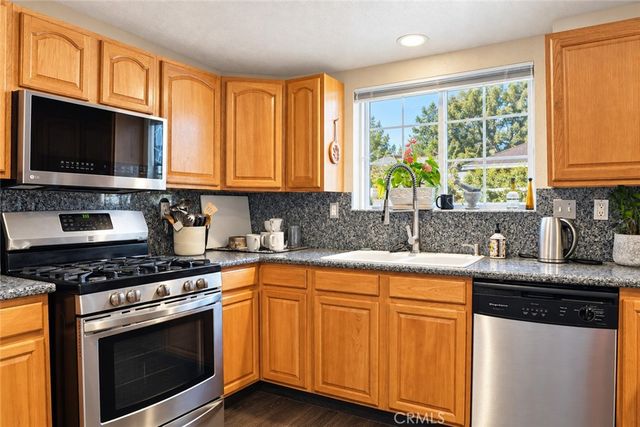 18330 Hawthorne Avenue, Bloomington, CA 92316