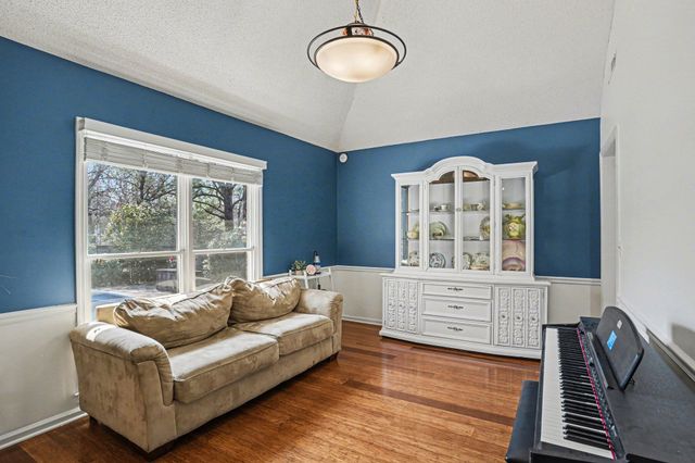 108 Dresden Drive, Goose Creek, SC 29445