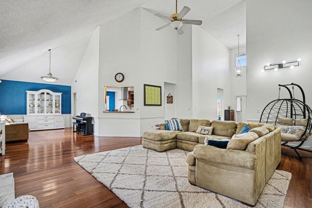 108 Dresden Drive, Goose Creek, SC 29445