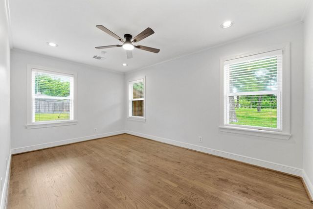 12118 Oralia Drive, Houston, TX 77065