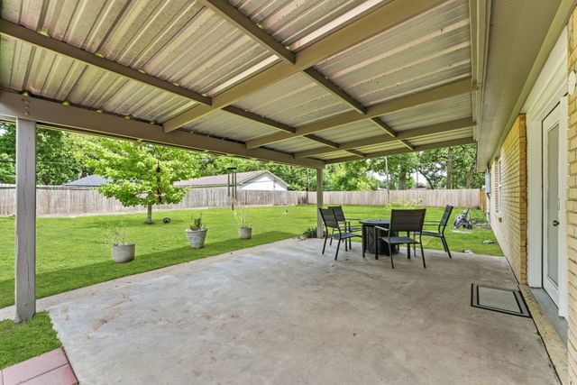 12118 Oralia Drive, Houston, TX 77065