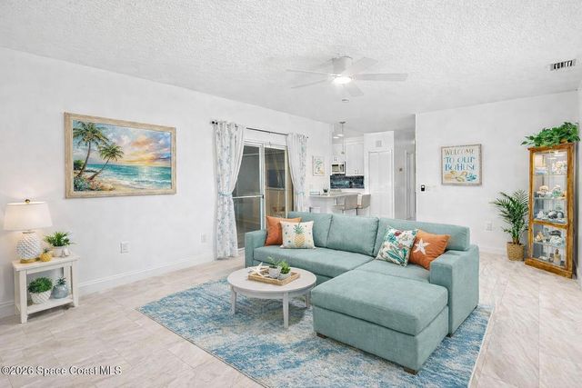 875 Homey Place NE, Palm Bay, FL 32907