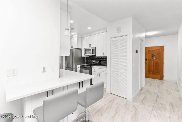 875 Homey Place NE, Palm Bay, FL 32907