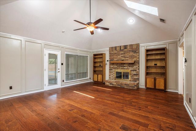 7324 Bramblewood Road, Fort Worth, TX 76133