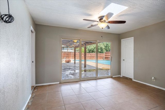 7324 Bramblewood Road, Fort Worth, TX 76133