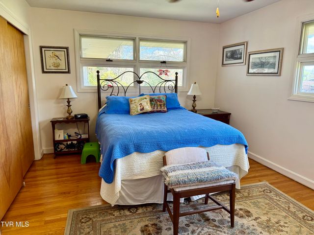 408 Forest Hills Drive, Kingsport, TN 37663