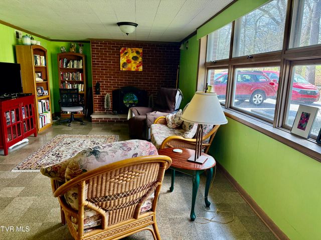 408 Forest Hills Drive, Kingsport, TN 37663