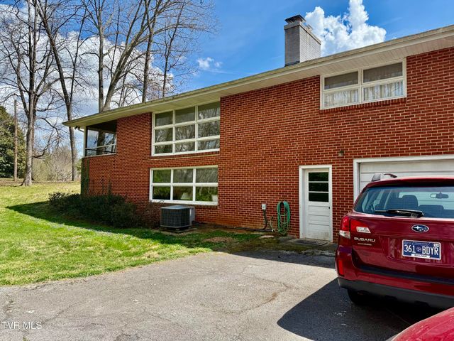 408 Forest Hills Drive, Kingsport, TN 37663