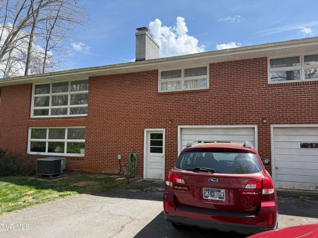 408 Forest Hills Drive, Kingsport, TN 37663