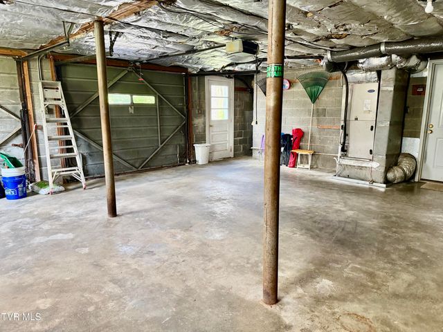 408 Forest Hills Drive, Kingsport, TN 37663