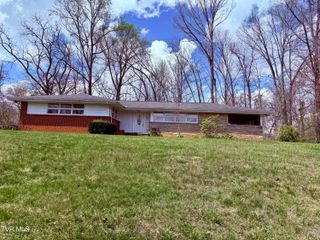 408 Forest Hills Drive, Kingsport, TN 37663