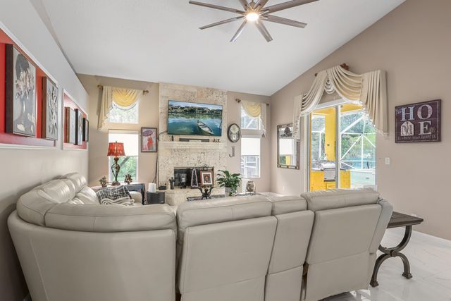 8023 N 120th Ave Avenue N, The Acreage, FL 33412