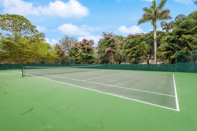 8023 N 120th Ave Avenue N, The Acreage, FL 33412