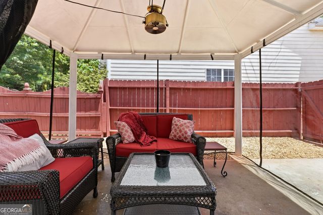 64 Stony Oak Drive, Newnan, GA 30263