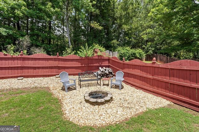 64 Stony Oak Drive, Newnan, GA 30263