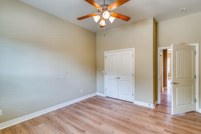 129 Hi Valley TRL A, Horseshoe Bay, TX 78657