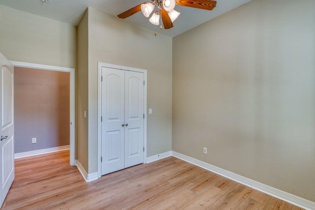 129 Hi Valley TRL A, Horseshoe Bay, TX 78657