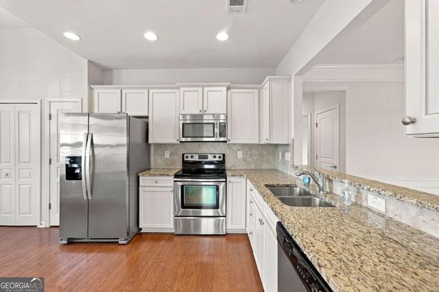 6235 Ivy Stone Way, Hoschton, GA 30548