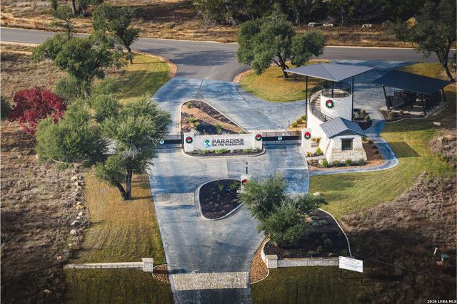 1810 Paradise Pkwy, Canyon Lake, TX 78133