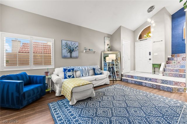 2710 Knightsbridge Road, Henderson, NV 89074