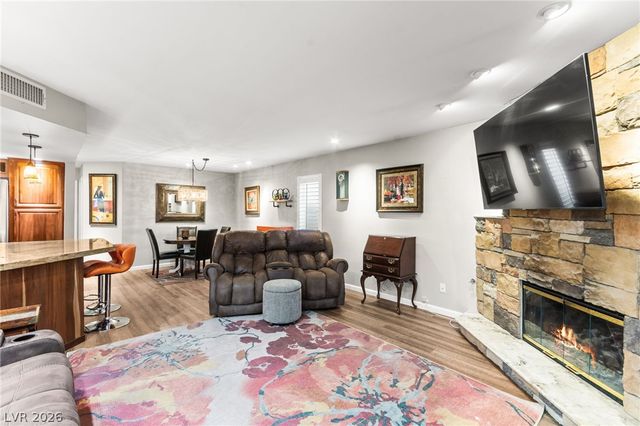 2710 Knightsbridge Road, Henderson, NV 89074