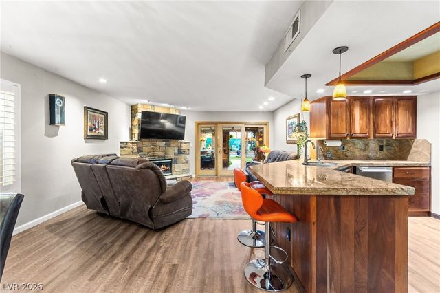 2710 Knightsbridge Road, Henderson, NV 89074