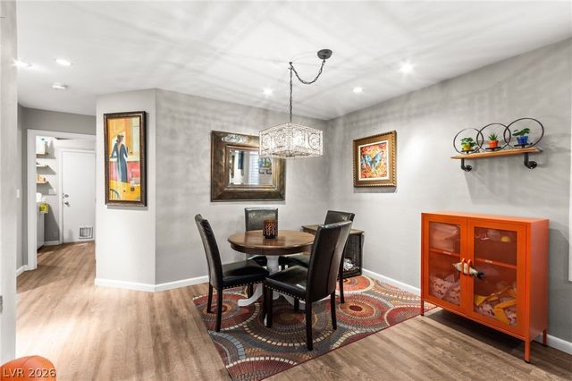 2710 Knightsbridge Road, Henderson, NV 89074