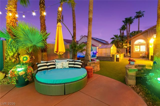 2710 Knightsbridge Road, Henderson, NV 89074