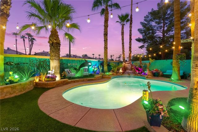 2710 Knightsbridge Road, Henderson, NV 89074